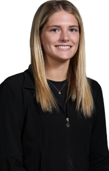 Headshot of Dental Assistant 